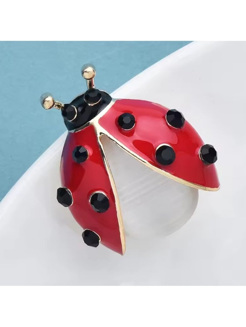 Ladybug Red Gold Brooch - Picture 4 of 5